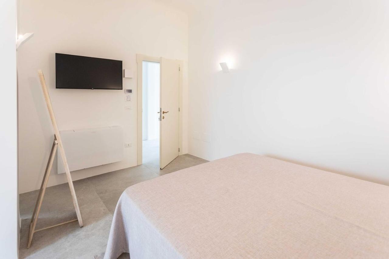 Dimora Dei Maestri-Camera Con Veranda E Bagno Privati Felline Dış mekan fotoğraf